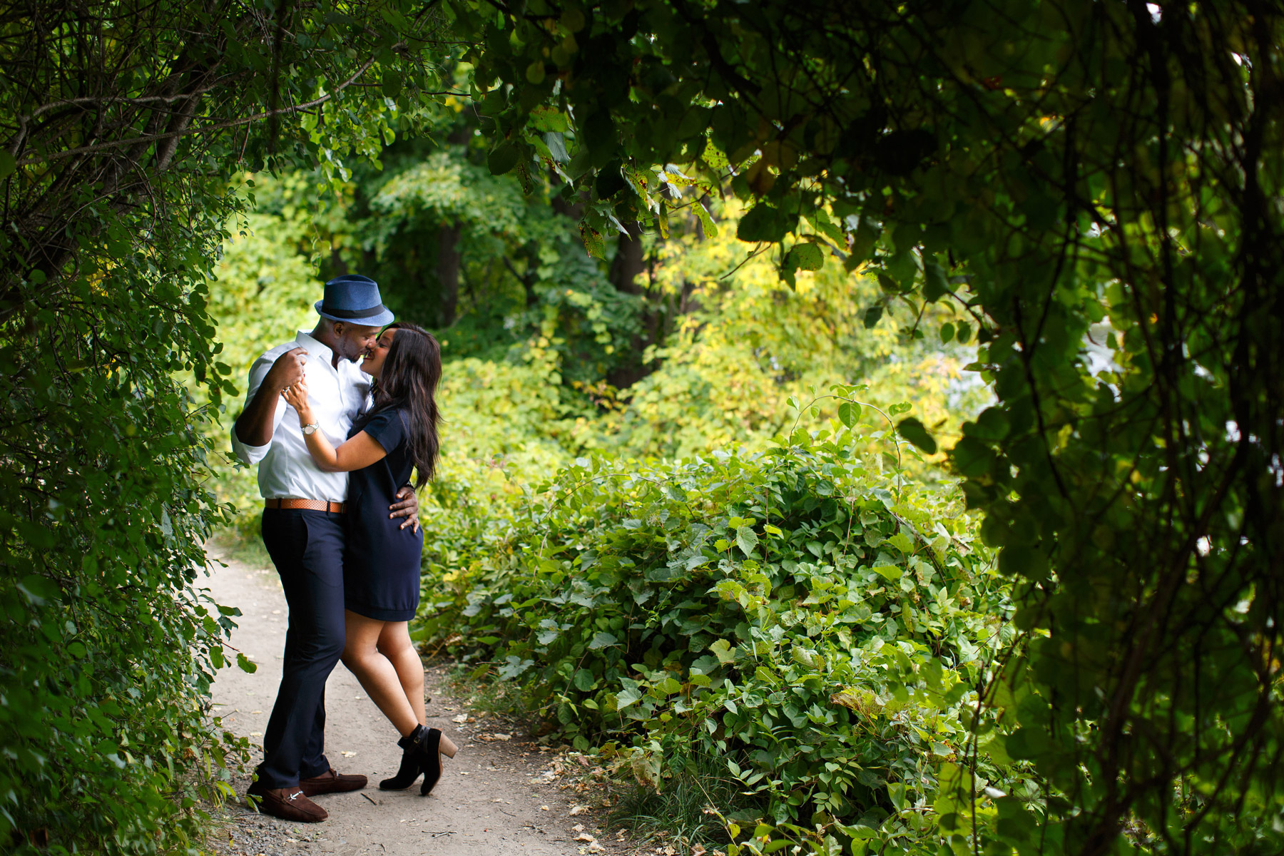 outdoors engagement photography ideas in ottawa ontario